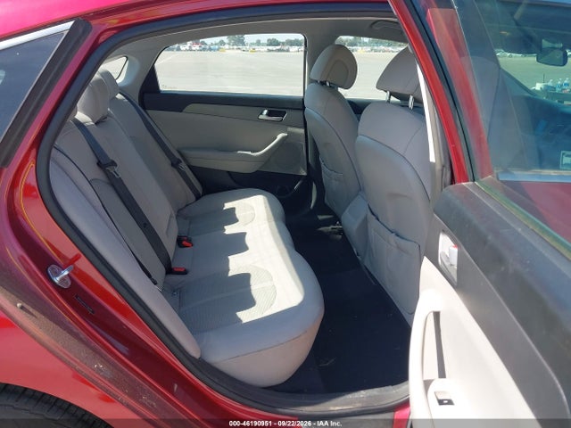 Hyundai SONATA SE 2015 5NPE24AF6FH190425 Image 8
