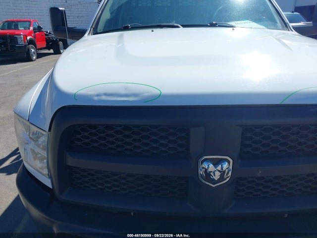 46190999 :رقم المزاد ، 3C7WRTAL7JG272913 vin ، 2018 Ram 3500 Chassis Tradesman/slt مزاد بيع