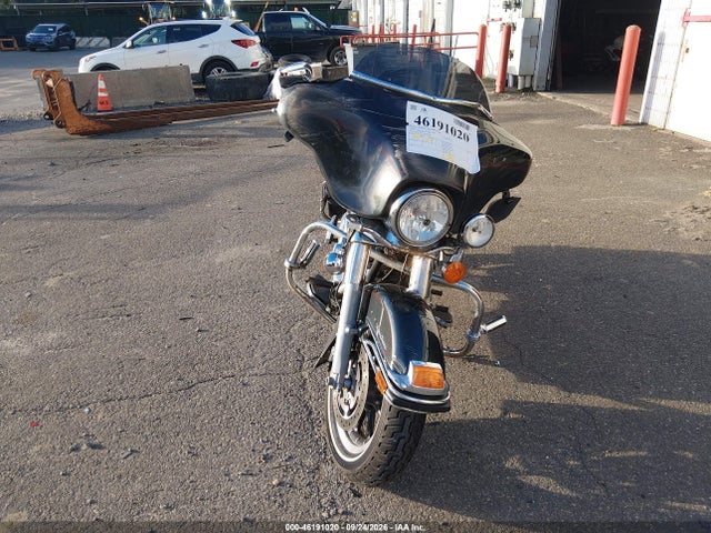 46191020 :رقم المزاد ، 1HD1FC41X8Y637965 vin ، 2008 Harley-davidson Flhtcui مزاد بيع