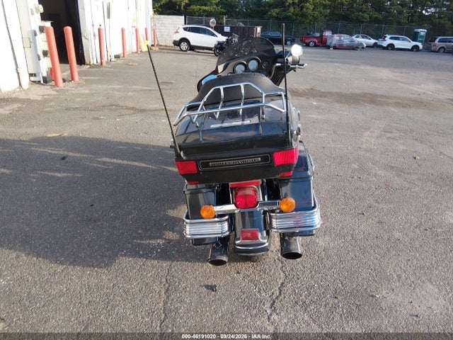 46191020 :رقم المزاد ، 1HD1FC41X8Y637965 vin ، 2008 Harley-davidson Flhtcui مزاد بيع