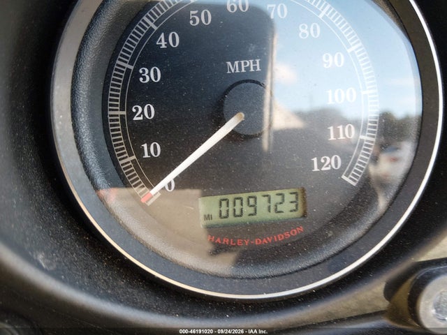 46191020 :رقم المزاد ، 1HD1FC41X8Y637965 vin ، 2008 Harley-davidson Flhtcui مزاد بيع