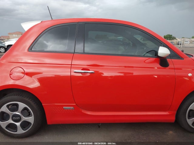 Fiat 500E BATTERY ELECTRIC 2016 3C3CFFGE5GT113718 Image 13