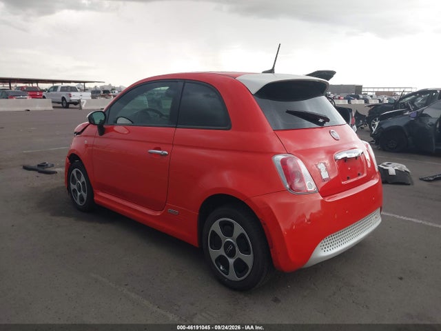 Fiat 500E BATTERY ELECTRIC 2016 3C3CFFGE5GT113718 Image 3