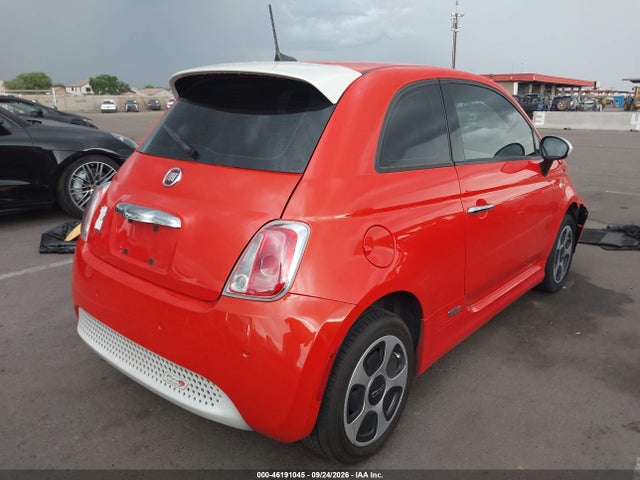 Fiat 500E BATTERY ELECTRIC 2016 3C3CFFGE5GT113718 Image 4