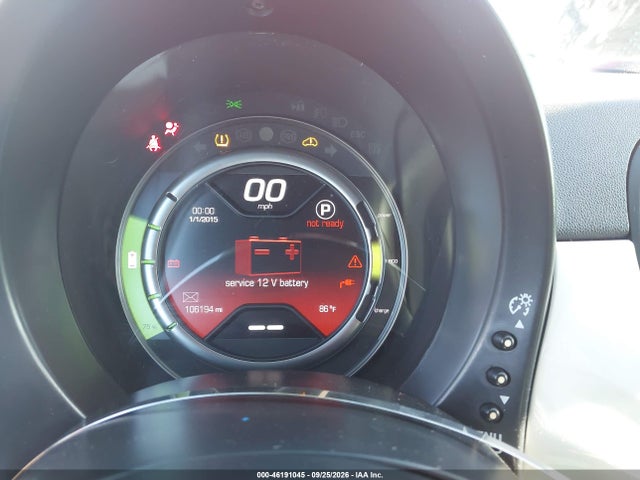 Fiat 500E BATTERY ELECTRIC 2016 3C3CFFGE5GT113718 Image 7