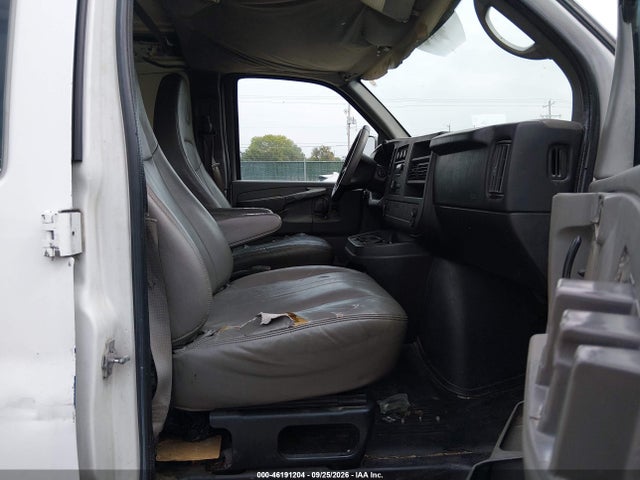 2011 Chevrolet Express 1500 Work Van მანქანა იყიდება აუქციონზე, vin: 1GCSGAFXXB1141850, აუქციონის ნომერი: 46191204