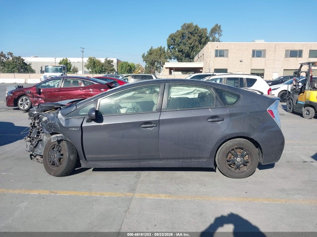 Продажа на аукционе авто 2015 Toyota Prius Two, vin: JTDKN3DU3F0461386, номер лота: 46191203