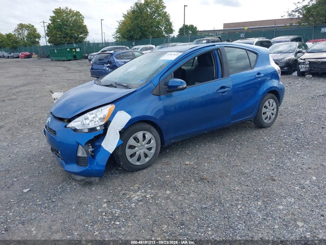 2012 Toyota Prius C Two მანქანა იყიდება აუქციონზე, vin: JTDKDTB35C1514480, აუქციონის ნომერი: 46191213