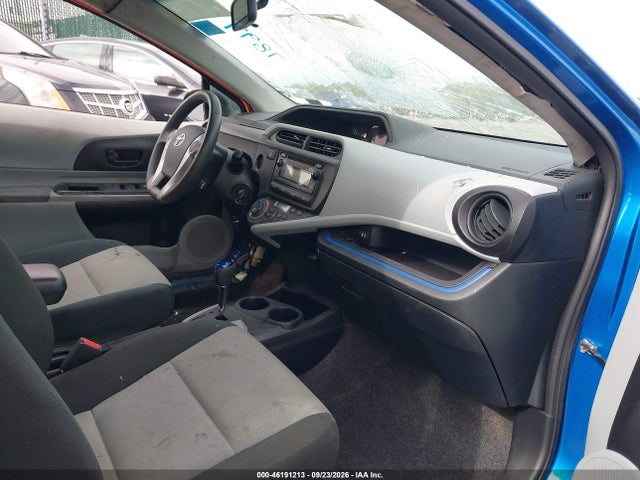 2012 Toyota Prius C Two მანქანა იყიდება აუქციონზე, vin: JTDKDTB35C1514480, აუქციონის ნომერი: 46191213