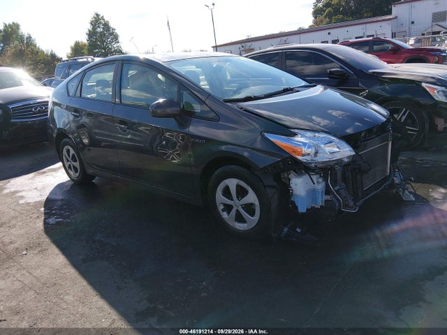Продажа на аукционе авто 2014 Toyota Prius Three, vin: JTDKN3DU2E1740532, номер лота: 46191214