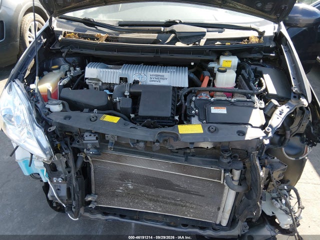 Продажа на аукционе авто 2014 Toyota Prius Three, vin: JTDKN3DU2E1740532, номер лота: 46191214