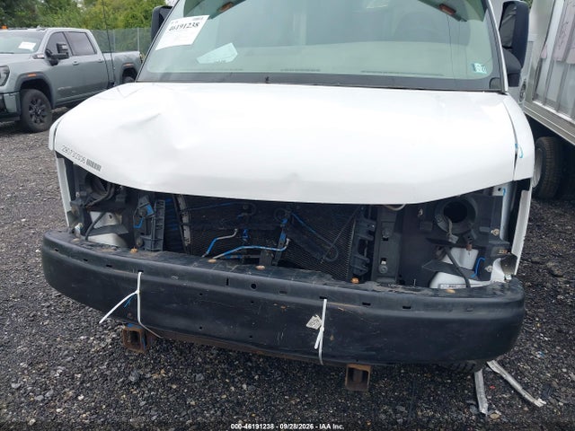 2007 Chevrolet Express Cutaway Work Van მანქანა იყიდება აუქციონზე, vin: 1GBJG31U671235384, აუქციონის ნომერი: 46191238