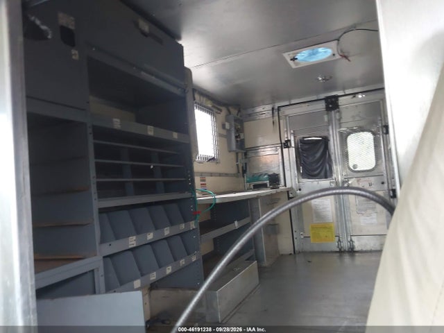 2007 Chevrolet Express Cutaway Work Van მანქანა იყიდება აუქციონზე, vin: 1GBJG31U671235384, აუქციონის ნომერი: 46191238