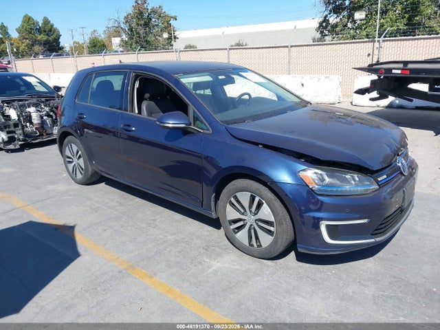 46191370 :رقم المزاد ، WVWPP7AUXFW911821 vin ، 2015 Volkswagen E-golf Sel Premium مزاد بيع