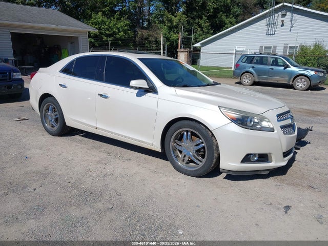 46191440 :رقم المزاد ، 1G11H5SA2DF203225 vin ، 2013 Chevrolet Malibu 1lz مزاد بيع