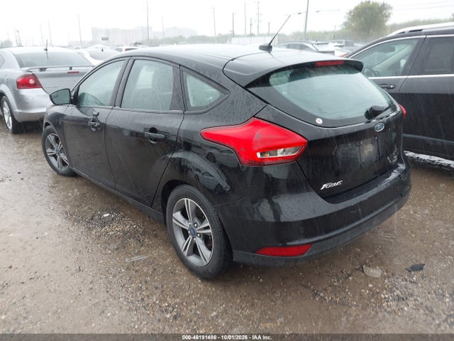 Ford FOCUS SE 2016 1FADP3KE1GL328789 Image 3
