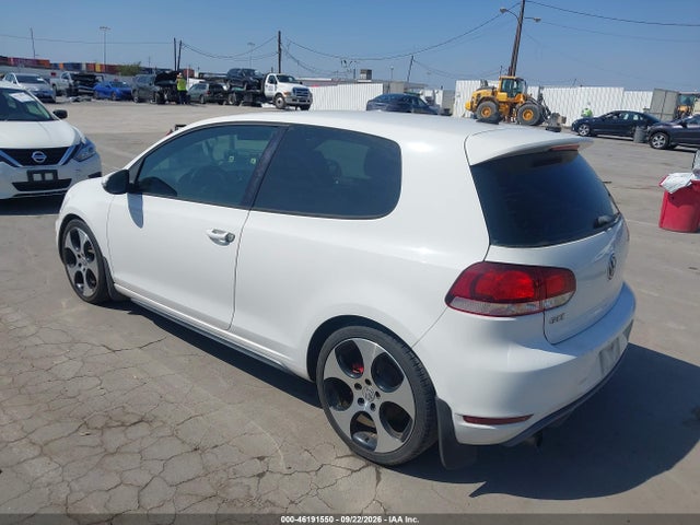46191550 :رقم المزاد ، WVWFD7AJ5BW159837 vin ، 2011 Volkswagen Gti 2-door مزاد بيع