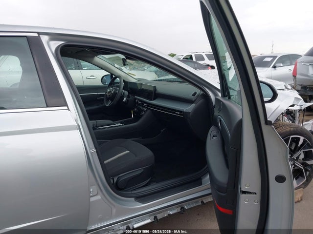 2025 Hyundai Sonata Sel მანქანა იყიდება აუქციონზე, vin: KMHL64JA6SA509982, აუქციონის ნომერი: 46191596