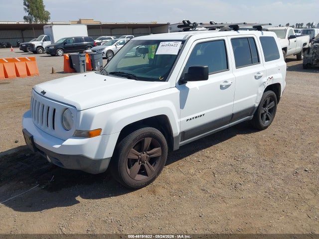 1C4NJPBA7FD399377 Jeep Patriot Altitude Edition