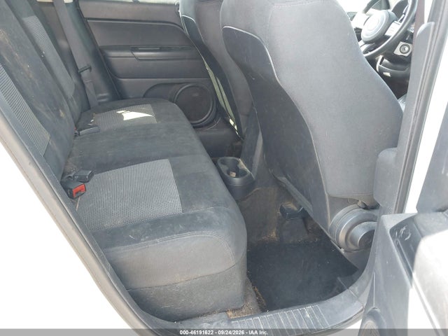 1C4NJPBA7FD399377 Jeep Patriot Altitude Edition