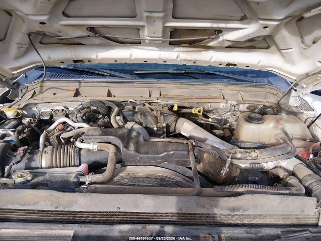 46191637 :رقم المزاد ، 1FD8W3HT8FEA24345 vin ، 2015 Ford F-350 Chassis Xl مزاد بيع