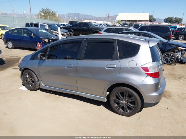 Продажа на аукционе авто 2010 Honda Fit Sport, vin: JHMGE8H49AC013950, номер лота: 46191679