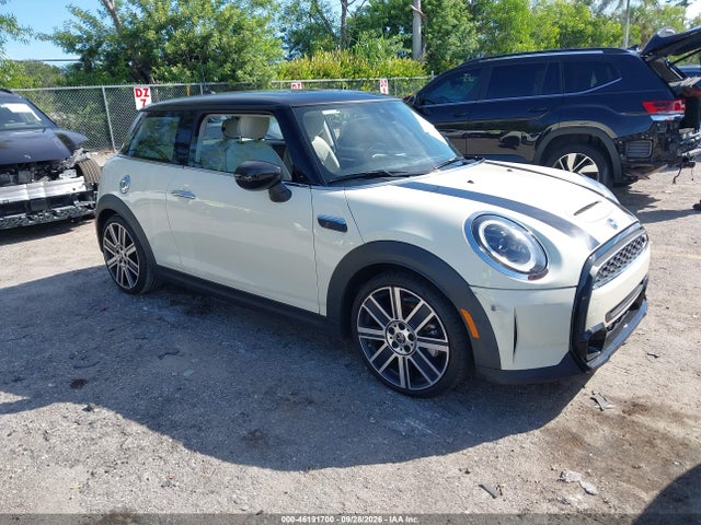 46191700 :رقم المزاد ، WMW53DH02N2R16129 vin ، 2022 Mini Capota Dura Cooper S مزاد بيع