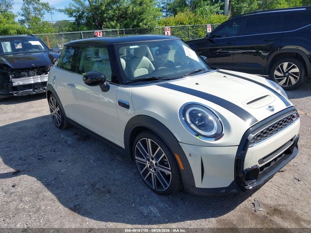 2022 Mini Capota Dura Cooper S მანქანა იყიდება აუქციონზე, vin: WMW53DH02N2R16129, აუქციონის ნომერი: 46191700