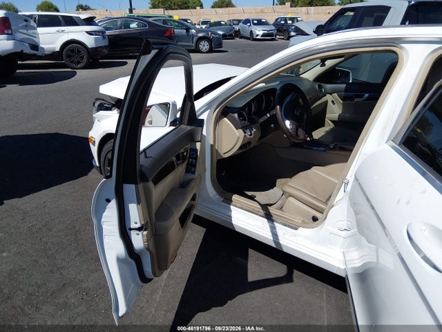 2014 Mercedes-benz C-class C 250 Luxury მანქანა იყიდება აუქციონზე, vin: WDDGF4HB4EA952937, აუქციონის ნომერი: 46191796