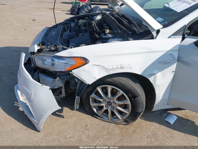 Продажа на аукционе авто 2017 Ford Fusion S, vin: 3FA6P0G7XHR231725, номер лота: 46191814