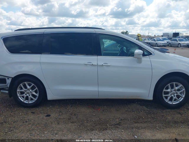 Продаж на аукціоні авто 2022 Chrysler Pacifica Touring L, vin: 2C4RC1BG8NR112895, номер лоту: 46191825