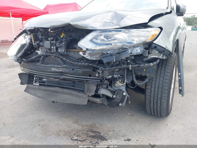 46191851 :رقم المزاد ، JN8AT2MT8JW457363 vin ، 2018 Nissan Rogue Sv مزاد بيع