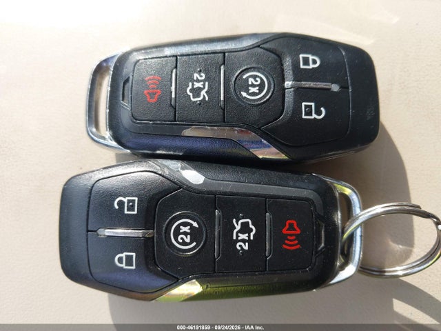46191859 :رقم المزاد ، 5LMCJ2D93GUJ18201 vin ، 2016 Lincoln Mkc Select مزاد بيع