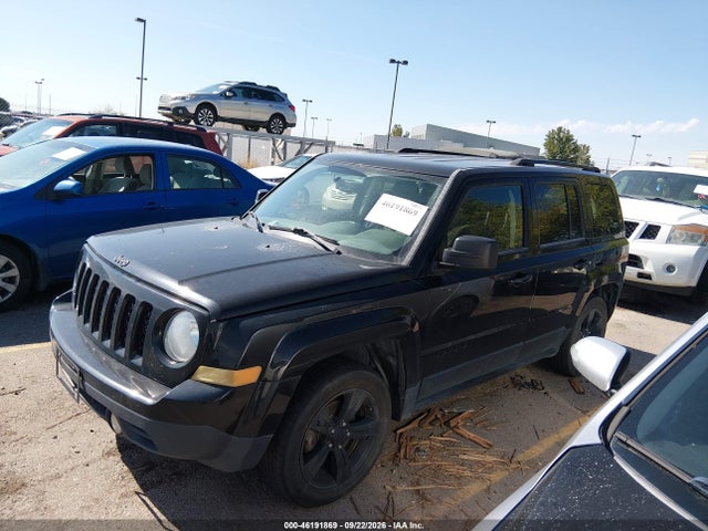 Jeep Patriot Altitude Edition 2015 1C4NJPBA9FD318637 Image 2