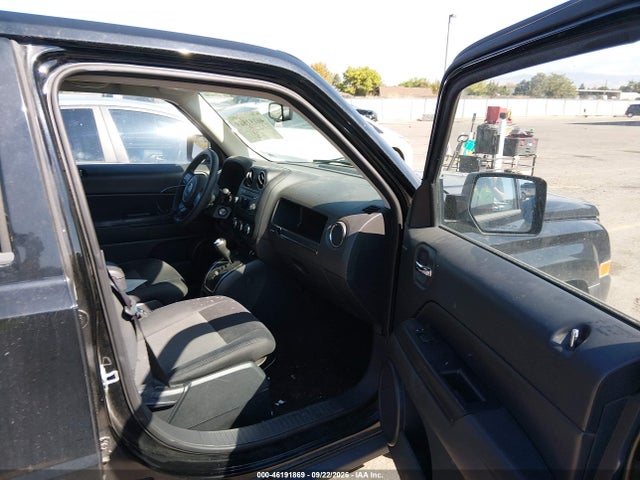 Jeep Patriot Altitude Edition 2015 1C4NJPBA9FD318637 Image 5