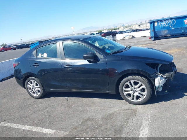 Scion IA 2016 3MYDLBZV6GY140400 Image 14