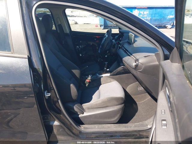 Scion IA 2016 3MYDLBZV6GY140400 Image 5