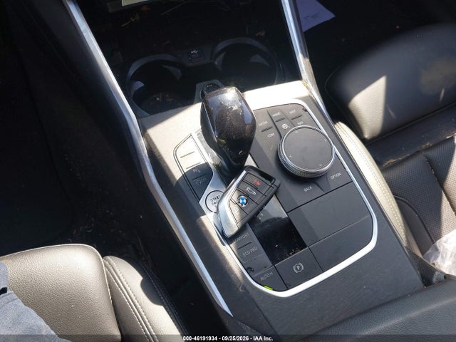 2022 Bmw 330i მანქანა იყიდება აუქციონზე, vin: 3MW5R1J01N8C48526, აუქციონის ნომერი: 46191934