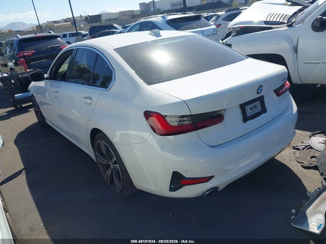 2022 Bmw 330i მანქანა იყიდება აუქციონზე, vin: 3MW5R1J01N8C48526, აუქციონის ნომერი: 46191934