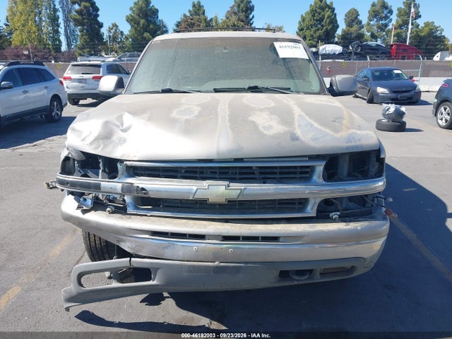 Продажа на аукционе авто 2002 Chevrolet Suburban K1500, vin: 1GNFK16T82J208546, номер лота: 46192003
