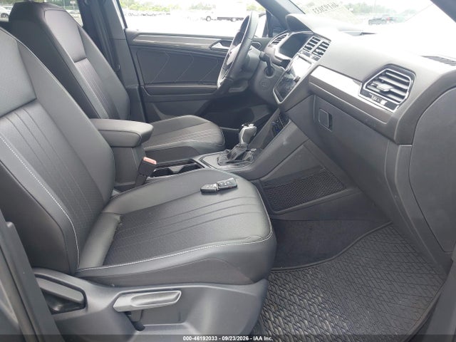 Aukcja sprzedaży 2023 Volkswagen Tiguan 2.0t Se R-line Black, vin: 3VVCB7AX3PM131475, numer aukcji: 46192033