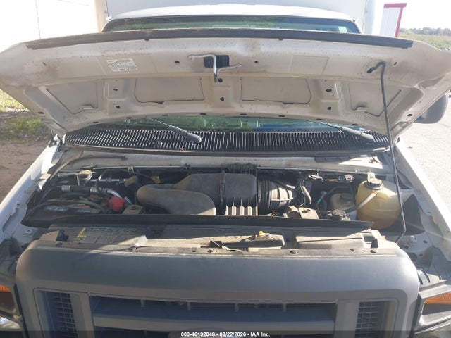 46192048 :رقم المزاد ، 1FDWE4FL6EDA77925 vin ، 2014 Ford Econoline E450 Super Duty Cutwy Van مزاد بيع