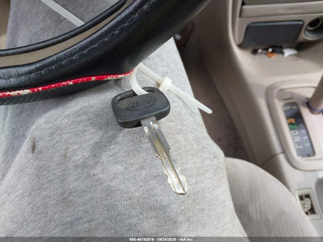 46192076 :رقم المزاد ، 2T1BR12E7YC340860 vin ، 2000 Toyota Corolla Le مزاد بيع