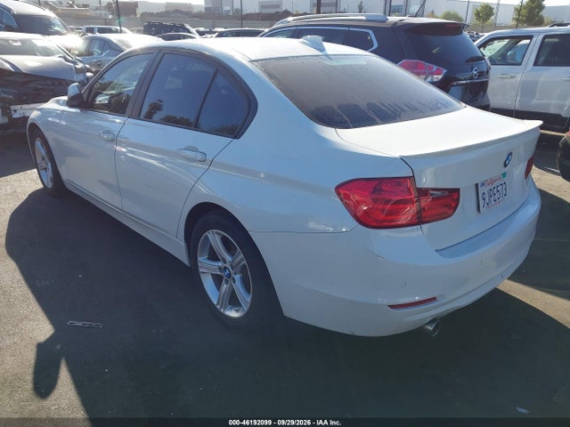 WBA3B1C52FK138072 BMW 320i