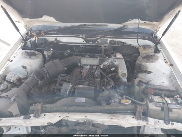 46192106 :رقم المزاد ، GX813216693 vin ، 1990 Toyota Mark 2 مزاد بيع