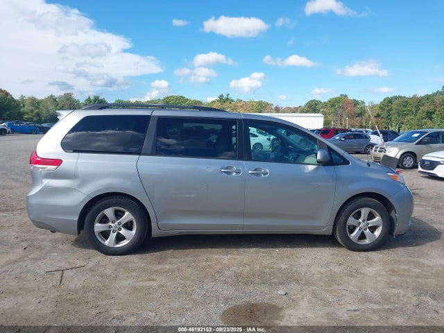 Продажа на аукционе авто 2011 Toyota Sienna Le V6, vin: 5TDKK3DCXBS011497, номер лота: 46192152