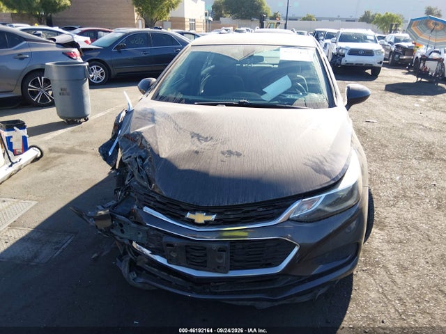 46192164 :رقم المزاد ، 1G1BE5SM3H7170095 vin ، 2017 Chevrolet Cruze Lt Auto مزاد بيع