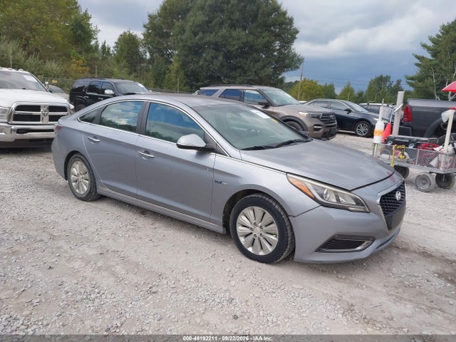 Auction sale of the 2016 Hyundai Sonata Hybrid Se, vin: KMHE24L14GA012017, lot number: 46192211