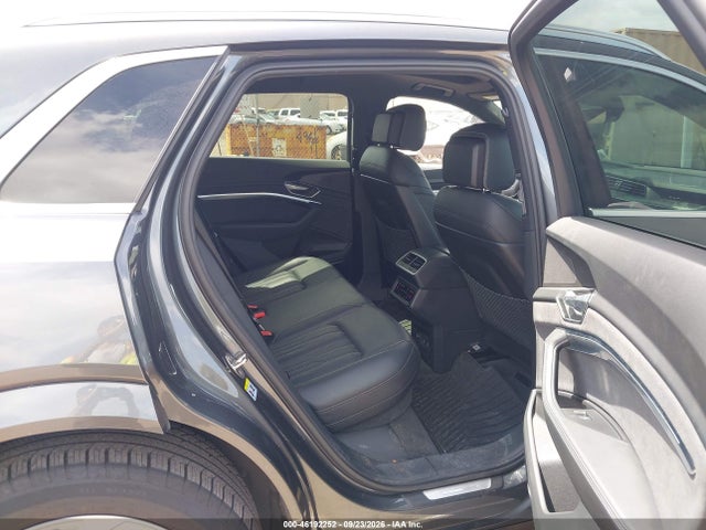 Audi E-tron S Premium Plus Quattro 2022 WA1ACBGE3NB035128 Image 8