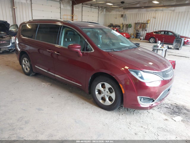 Aukcja sprzedaży 2017 Chrysler Pacifica Touring-l Plus, vin: 2C4RC1EG6HR708779, numer aukcji: 46192293